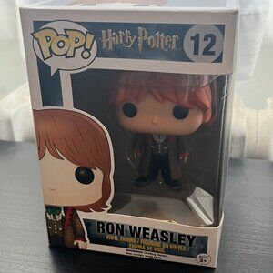 FUNKO POP Ron Weasley Yule Ball - Harry Potter *with box*